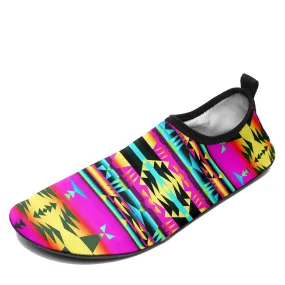 Between the Sunset Mountains Sockamoccs Slip On Shoes