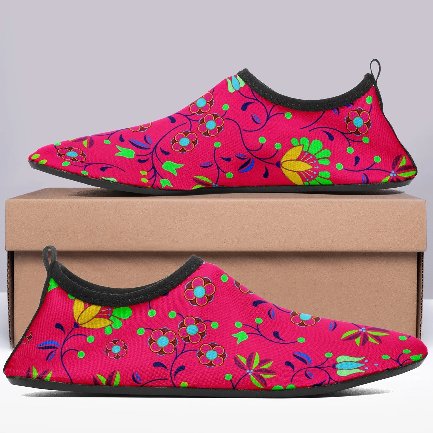 Fleur Indigine Rouge Sockamoccs Slip On Shoes