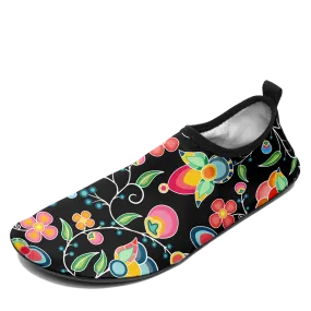Floral Bounty Black Sockamoccs