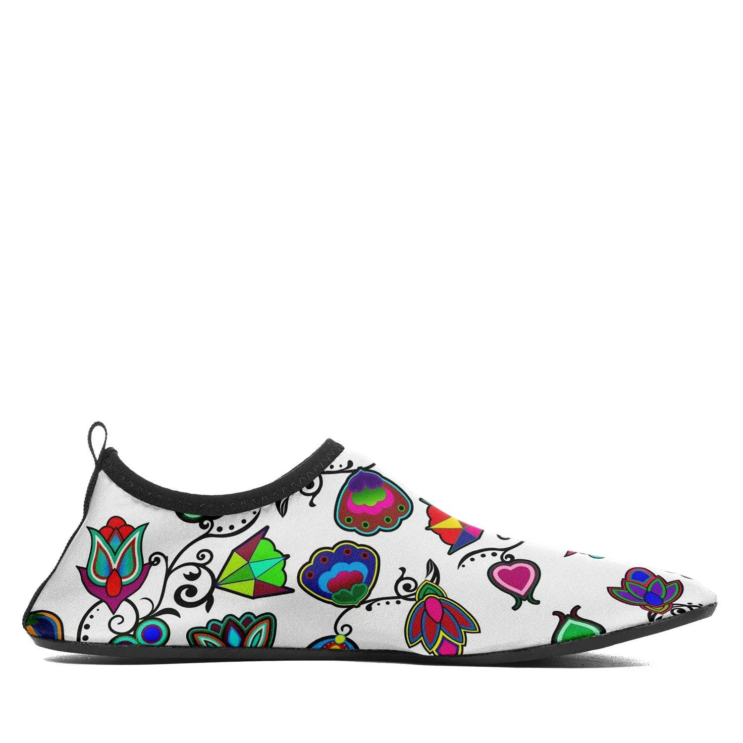 Indigenous Paisley White Sockamoccs Slip On Shoes