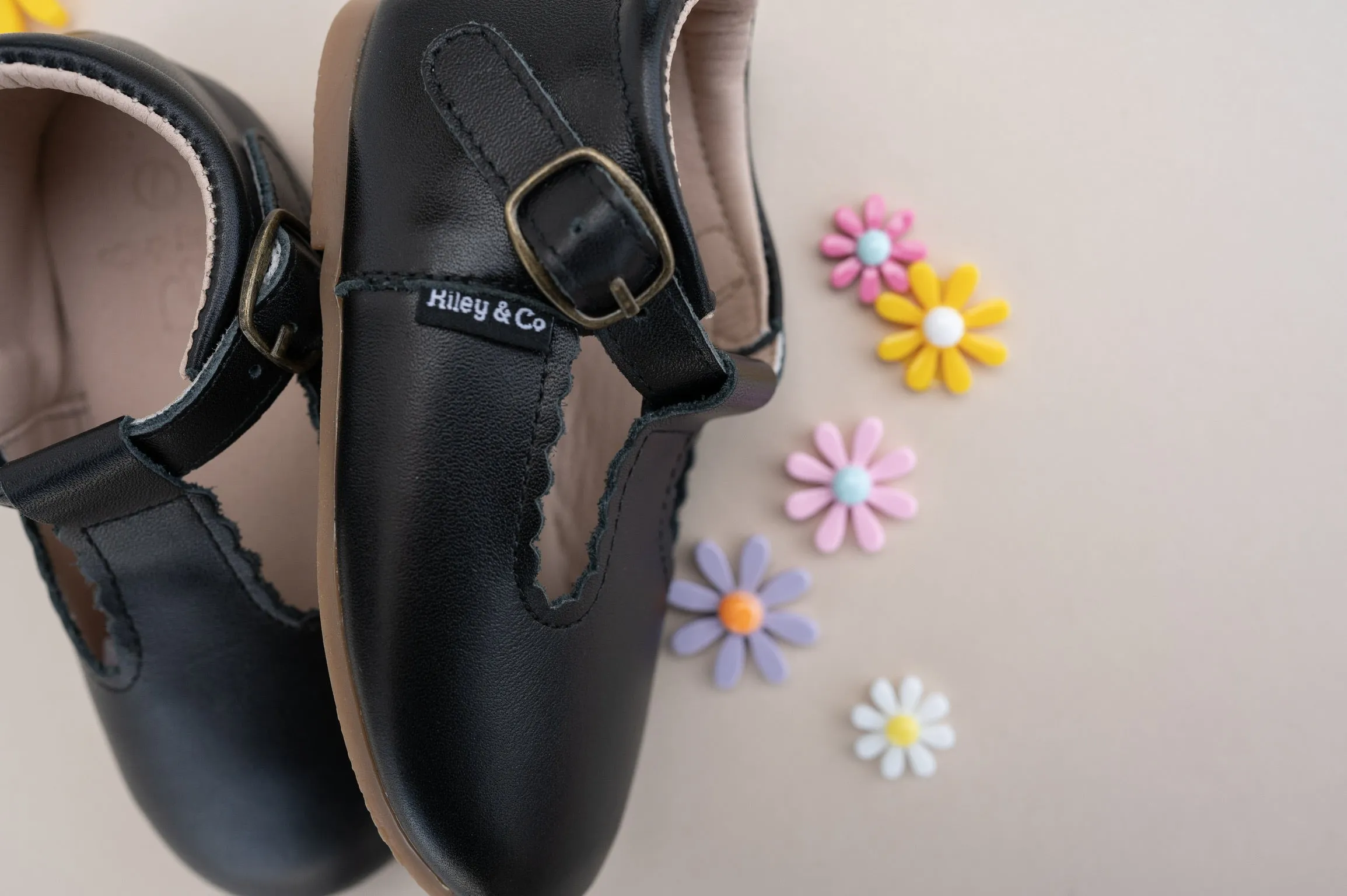 Riley T-Straps - Onyx Black