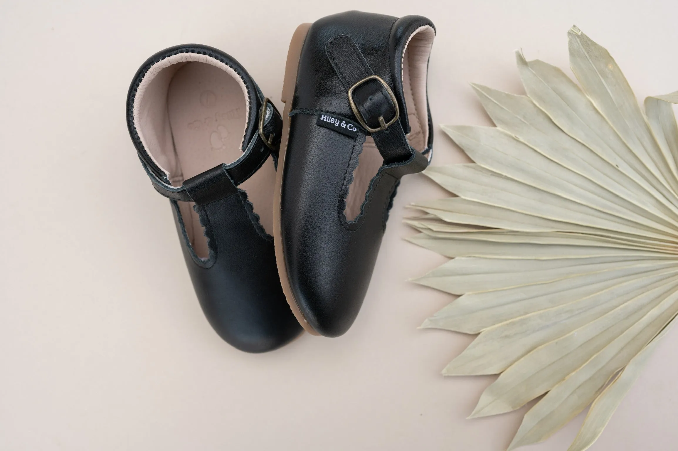 Riley T-Straps - Onyx Black
