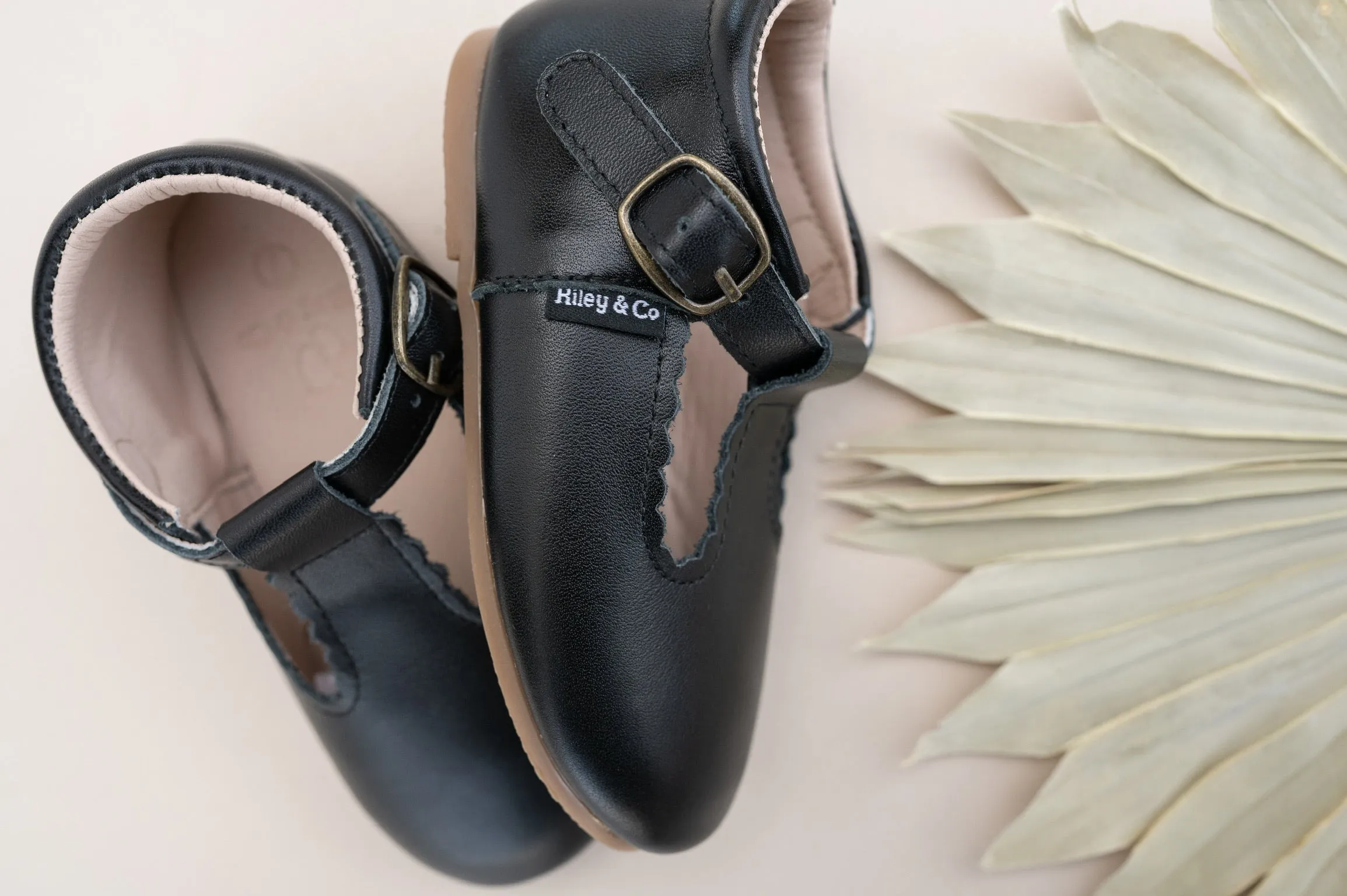 Riley T-Straps - Onyx Black