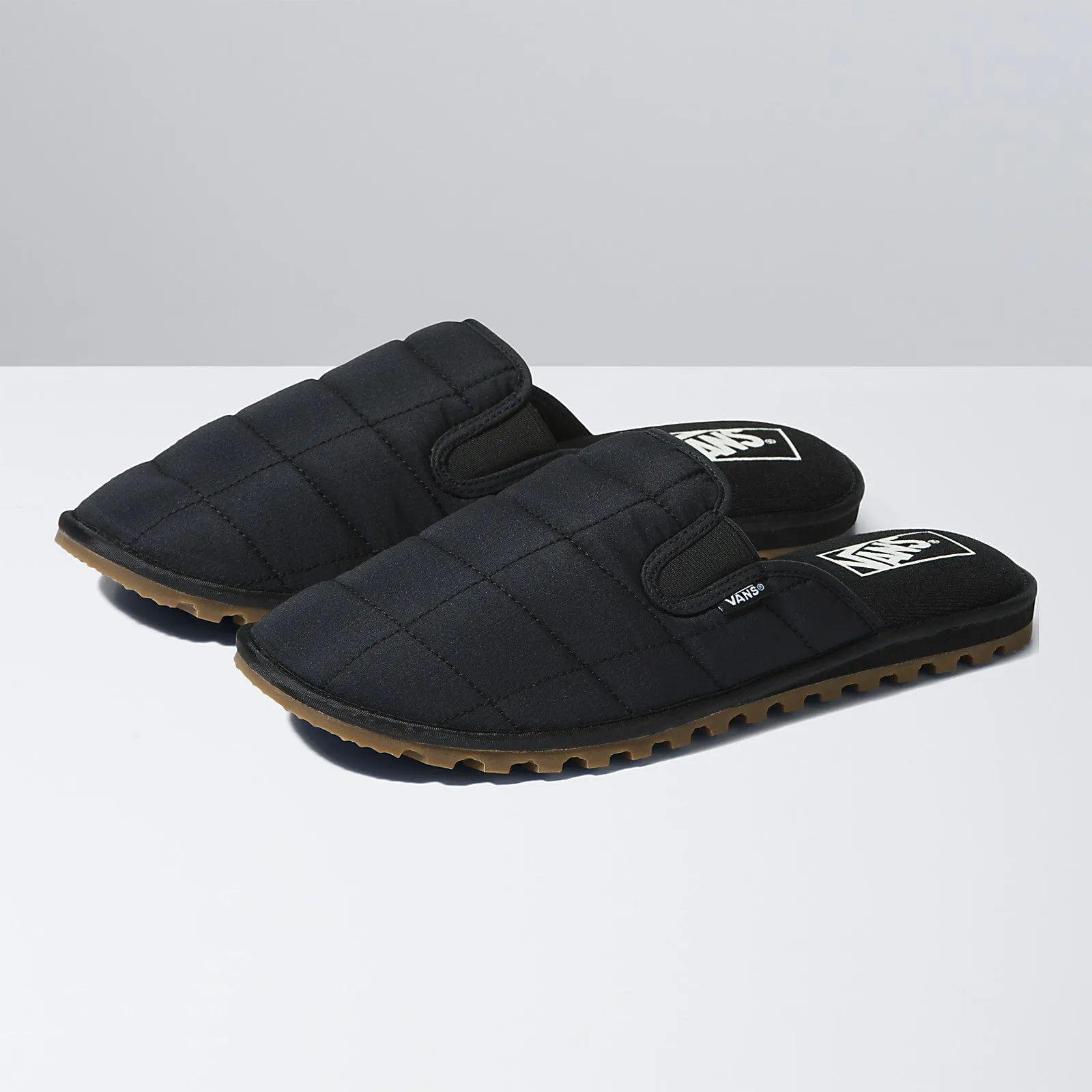 Vans Mountain Mule Slipper - Quilted Black